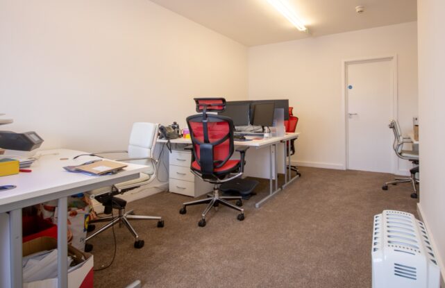 Alton West Office to Let Internal 3