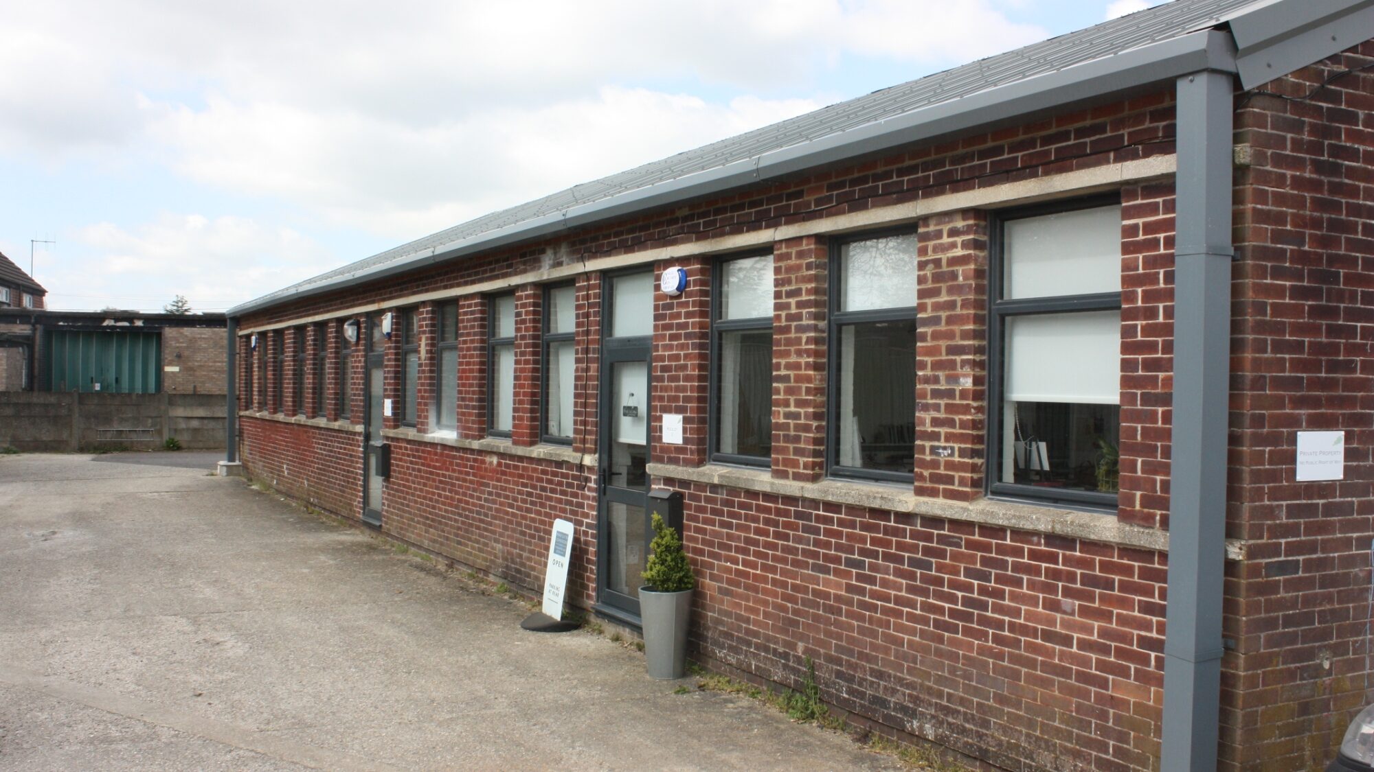 Rockley 2 office to let external 1